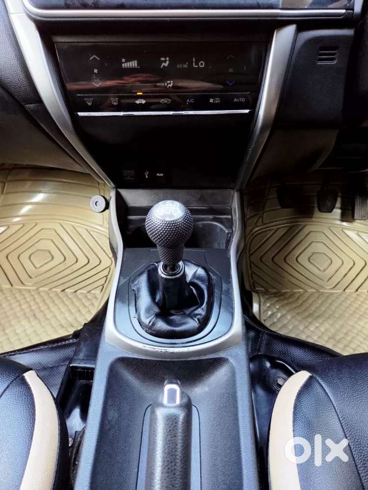 Honda City 1.5 V 4th Gen I-vtec Mt, 2016, Petrol