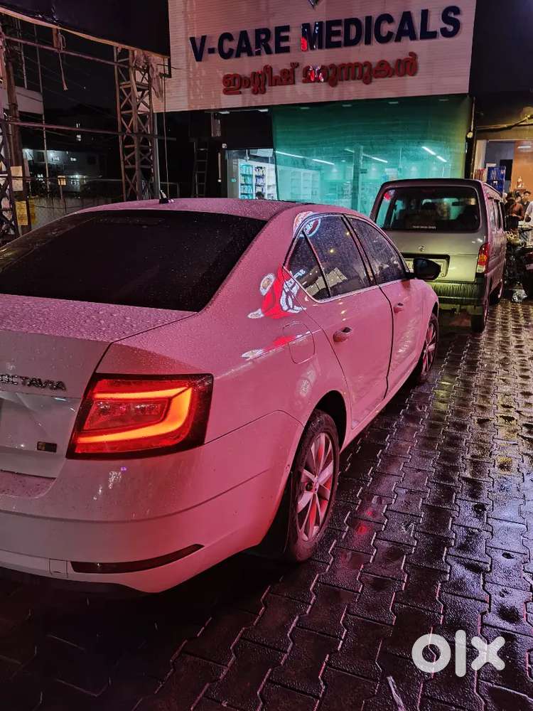 Skoda Octavia L&k 2.0 Tdi Dsg Automatic (2018)