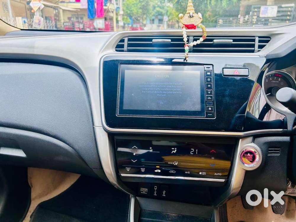 Immaculate 2022 Honda City 4th Gen V Petrol | Single Owner | 43k Kms |