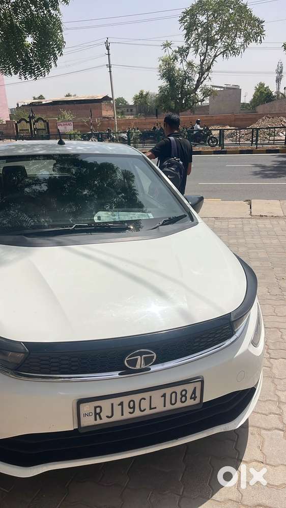 Tata Altroz Petrol 2021 Manual