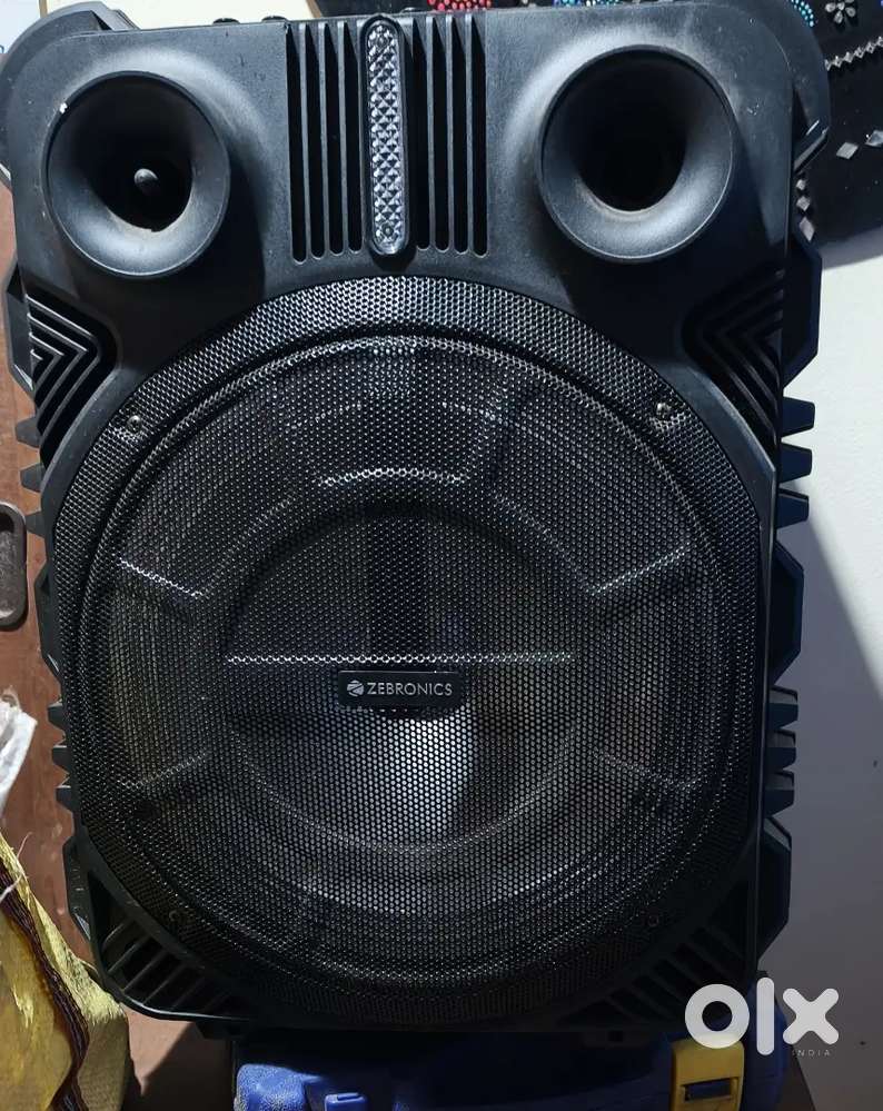 BLUETOOTH AUDIO SYSTEM