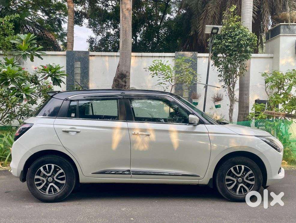 Maruti Suzuki Swift Vxi Optional, 2025, Petrol