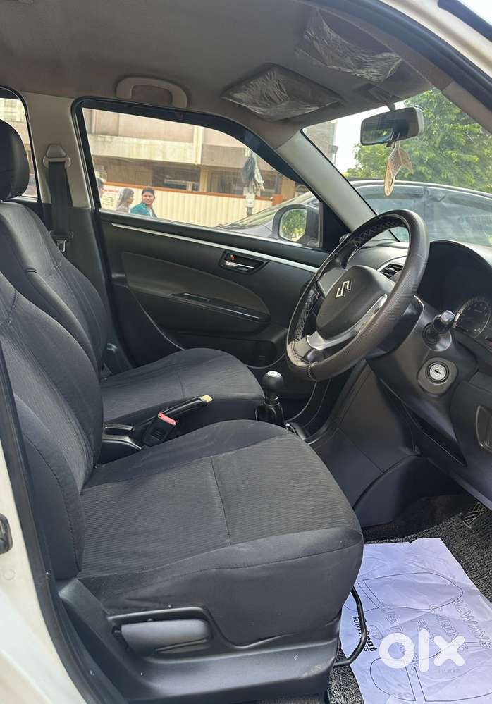 Maruti Suzuki Swift Vxi + Manual, 2015, Petrol