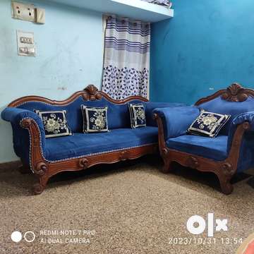 Maharaja deals sofa olx