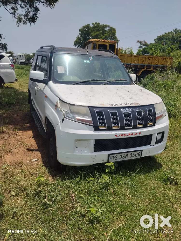 Mahindra Tuv 300 2017