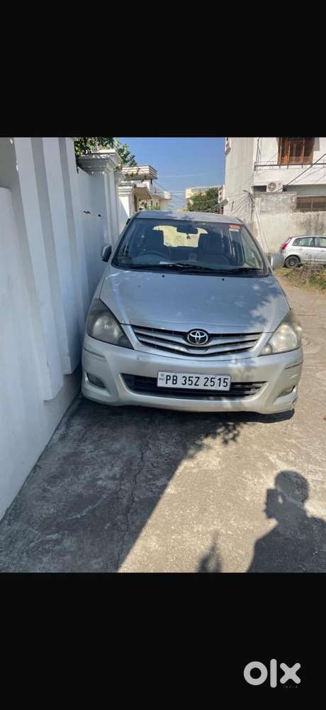 Toyota Innova 2006