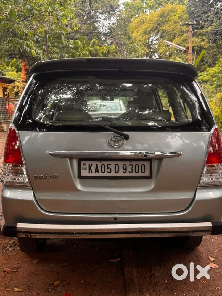 Innova 7seater For Just 2.5l