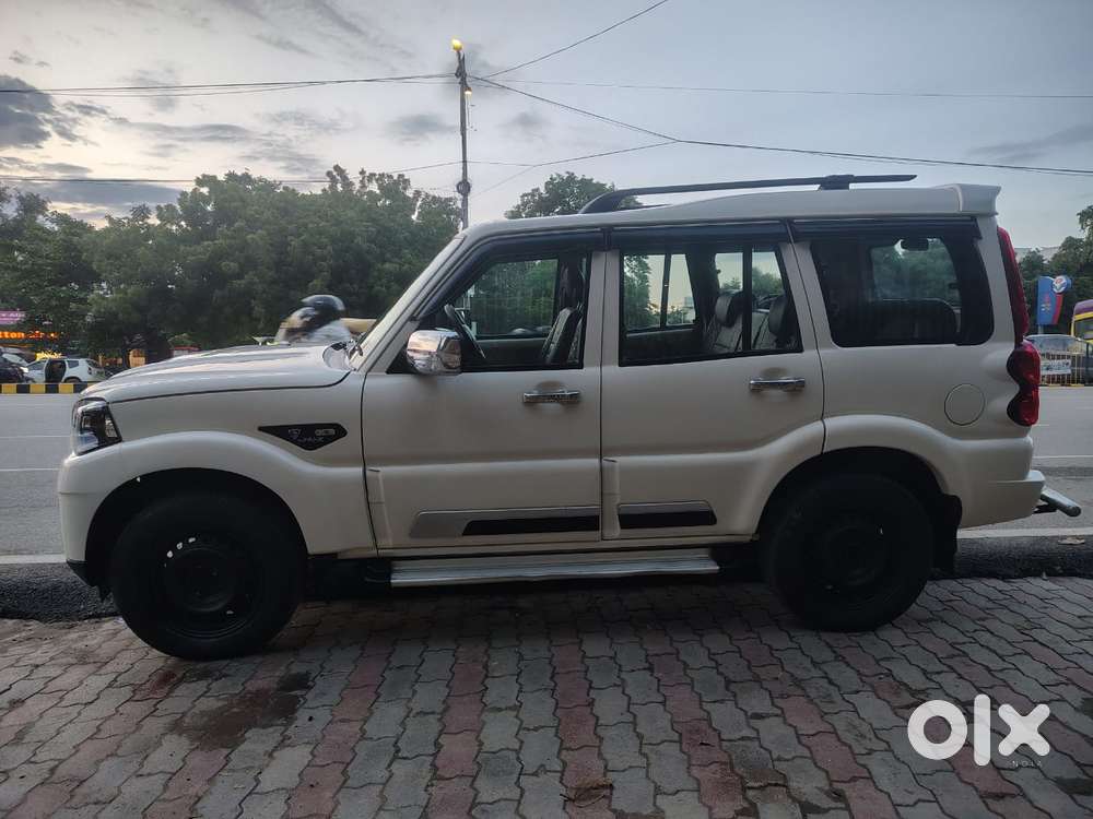 Mahindra Scorpio Classic 2.2 S Mt 7 Str, 2022, Diesel