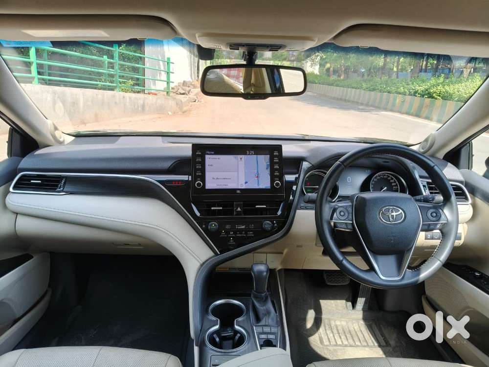 Toyota Camry Hybrid, 2024, Electric