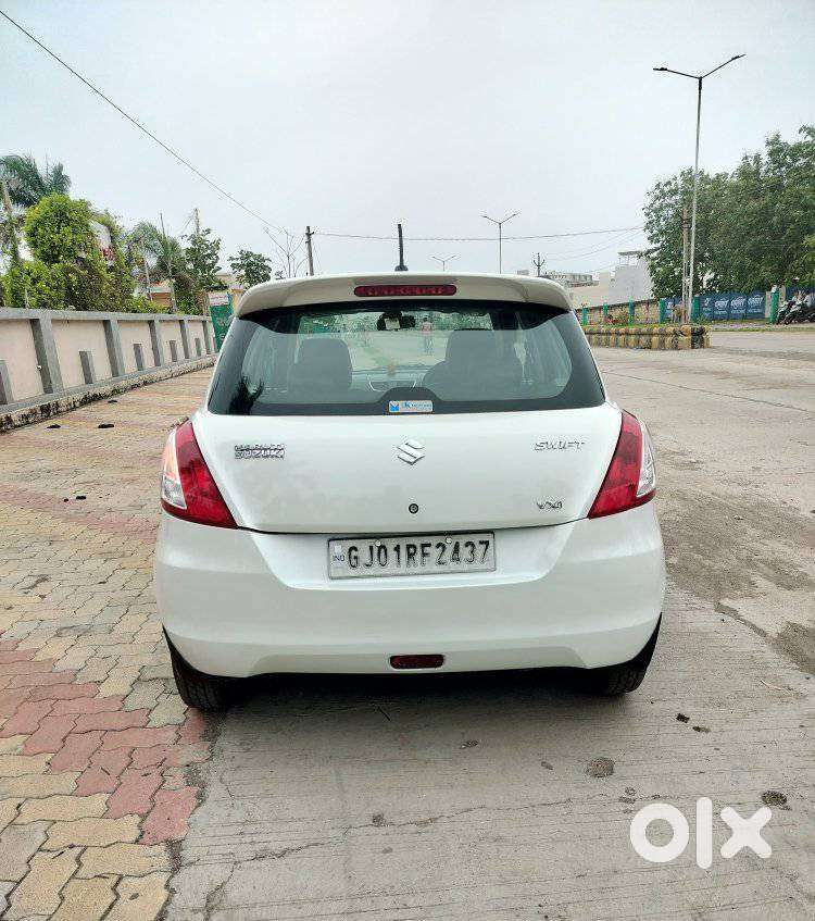 Maruti Suzuki Swift Vxi + Manual, 2014, Petrol
