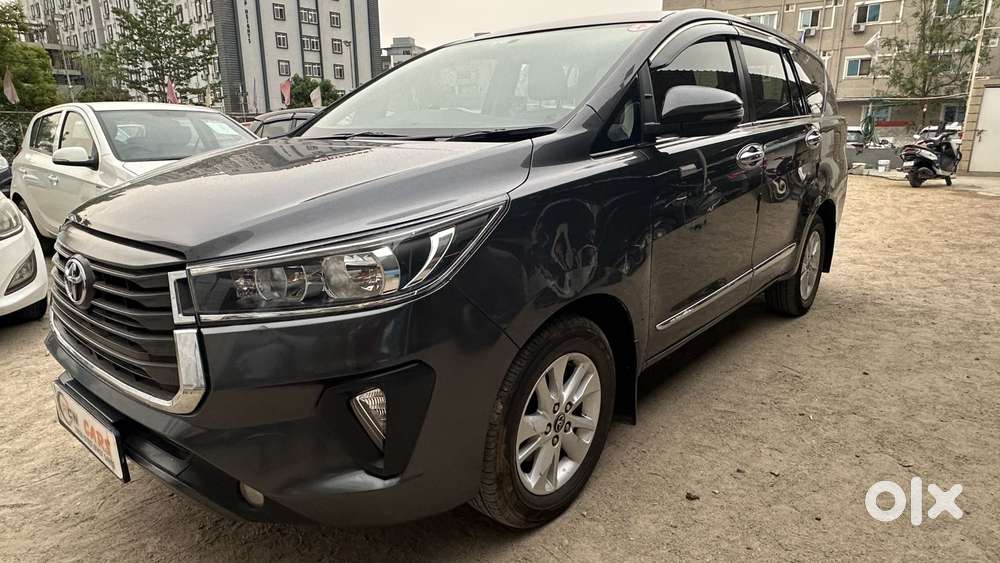Toyota Innova Crysta 2.8 Gx At 8 Seater, 2018, Diesel