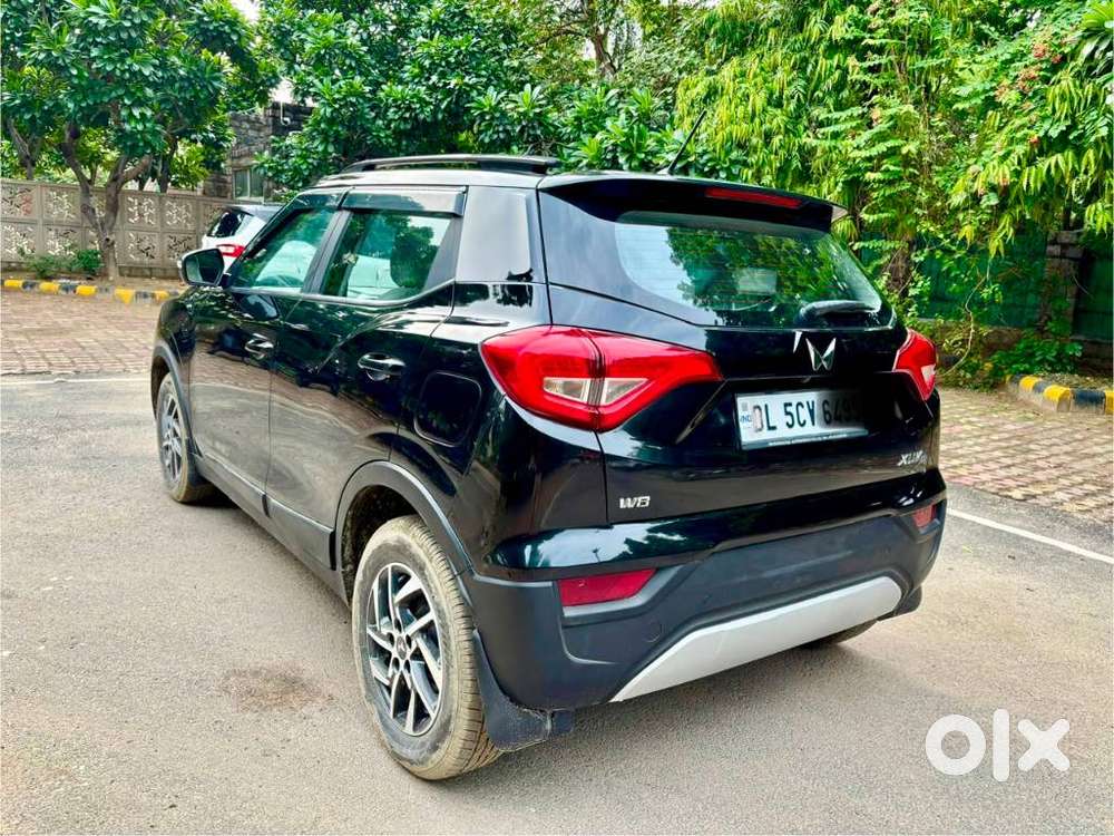 Mahindra Xuv300 W8, 2023, Petrol
