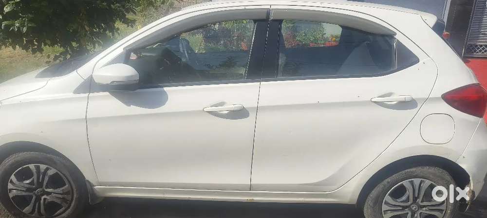 Tata Tiago Xz Car One Hand Driving And Well Maintained