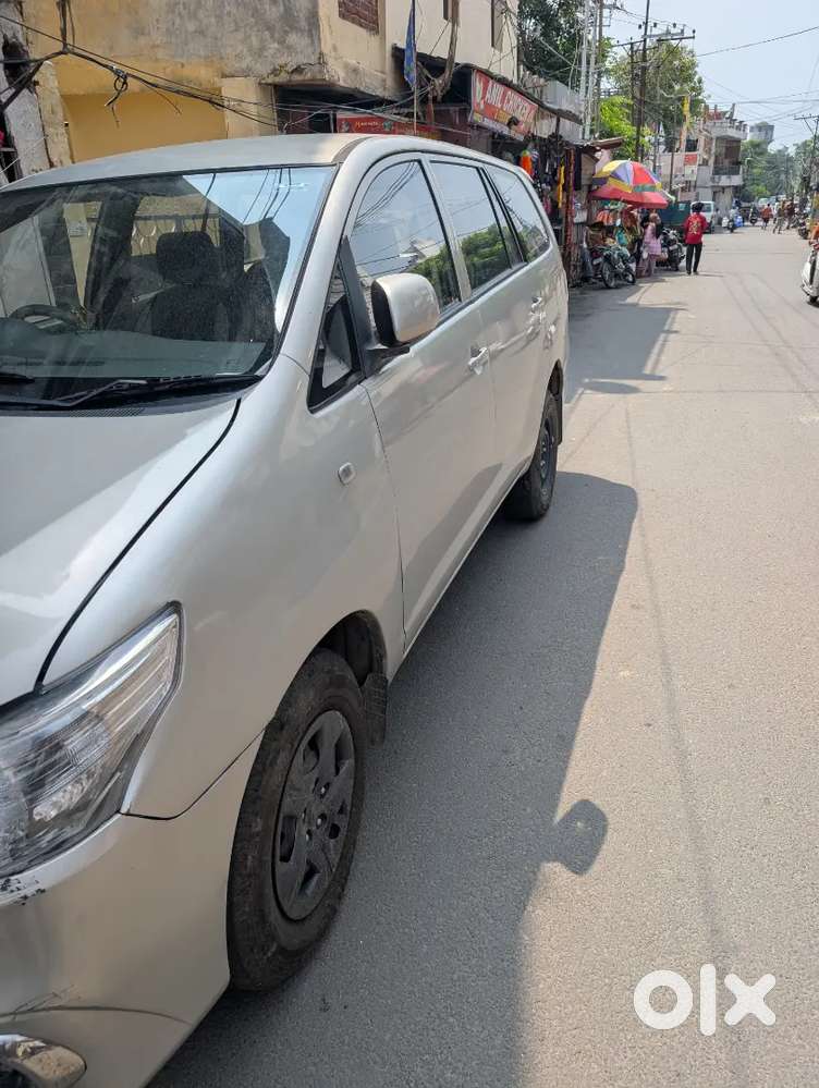 Toyota Innova 2012 1st Owner