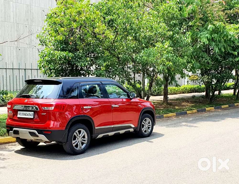 Maruti Suzuki Brezza Zdi 2017 Showroom  Service