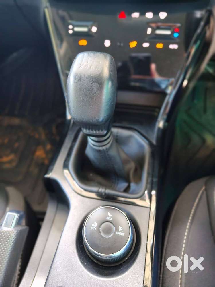 Tata Nexon Creative Plus Diesel Mt