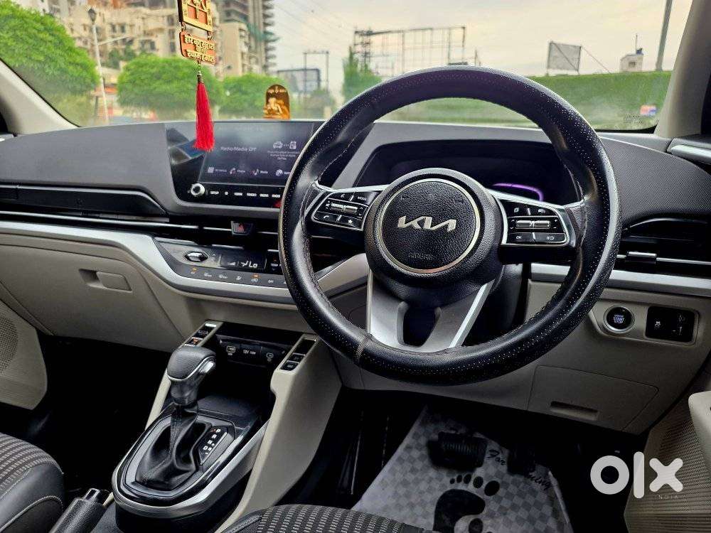 Kia Carens 1.4 Prestige Plus Turbo Dct 7 Str, 2023, Petrol