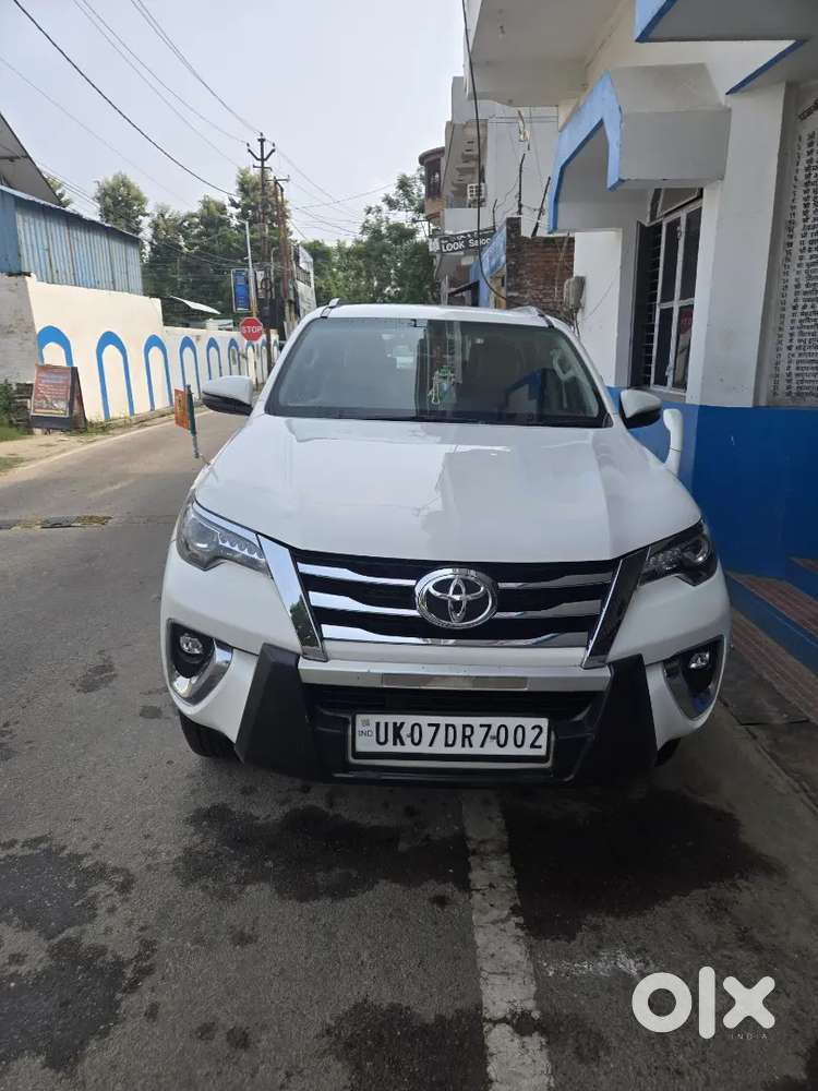 Toyota Fortuner Legender 2020 Manual Diesel