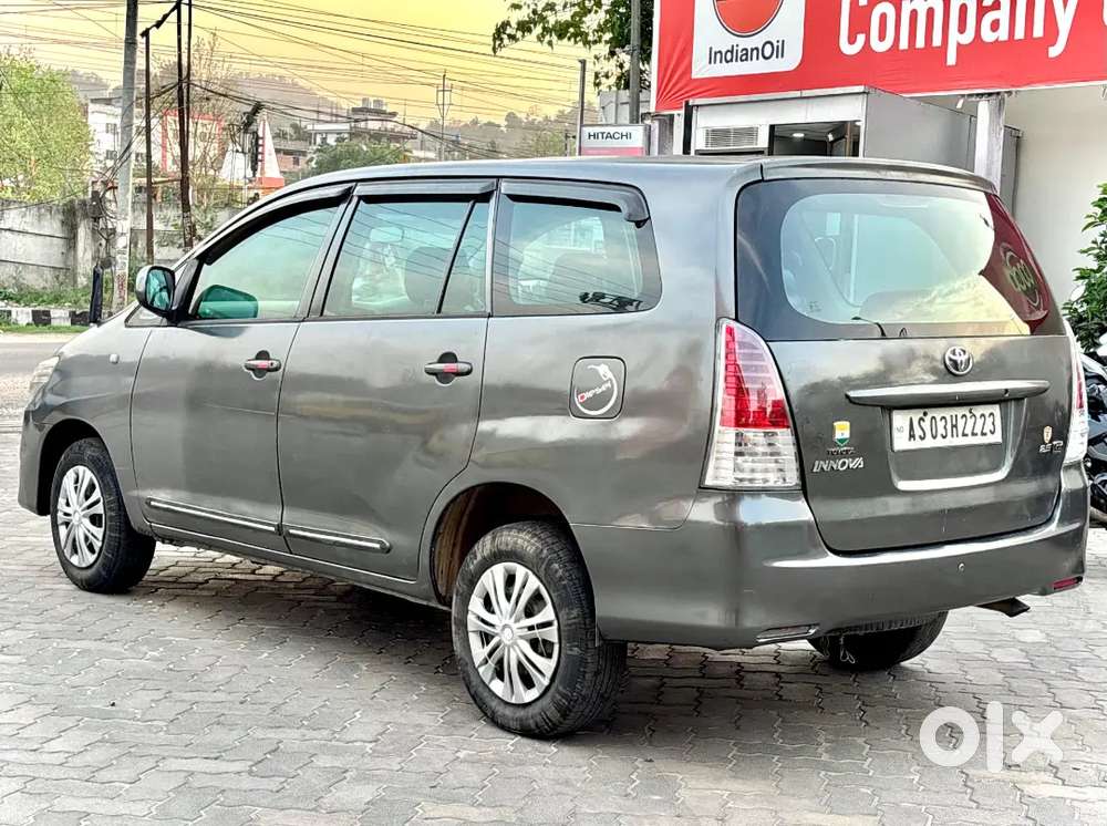 Toyota Innova 2.5g 2009 Model Tax Updated Till 2029