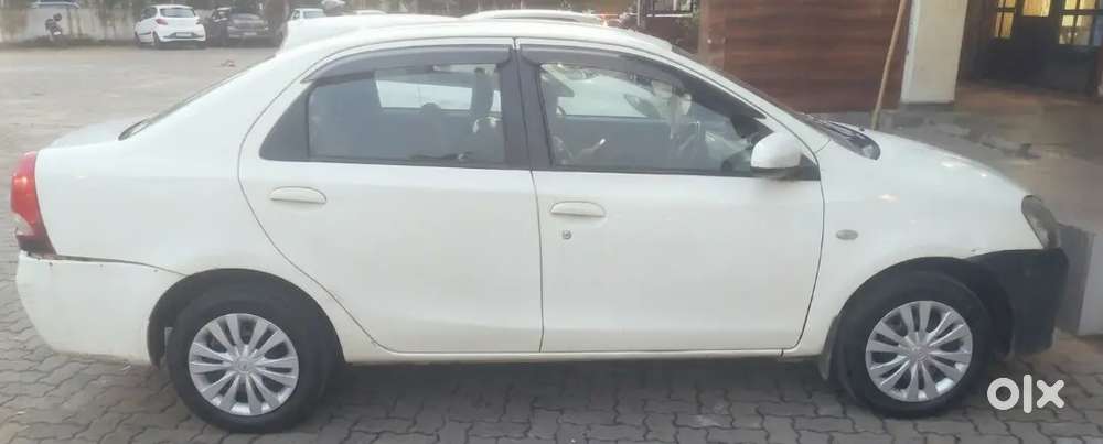 Toyota Etios 2014 Petrol Well Maintained