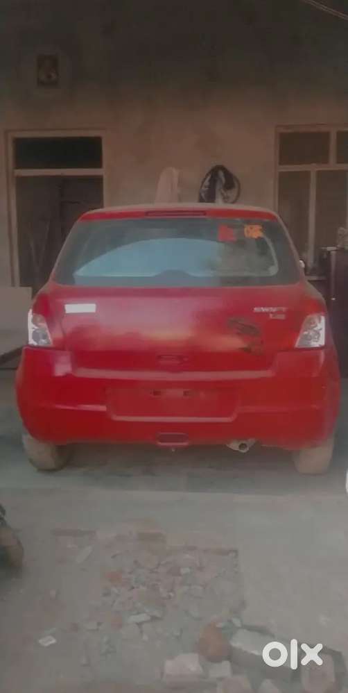 Maruti Suzuki Swift 20 Cng & Hybrids 100000 Km Driven