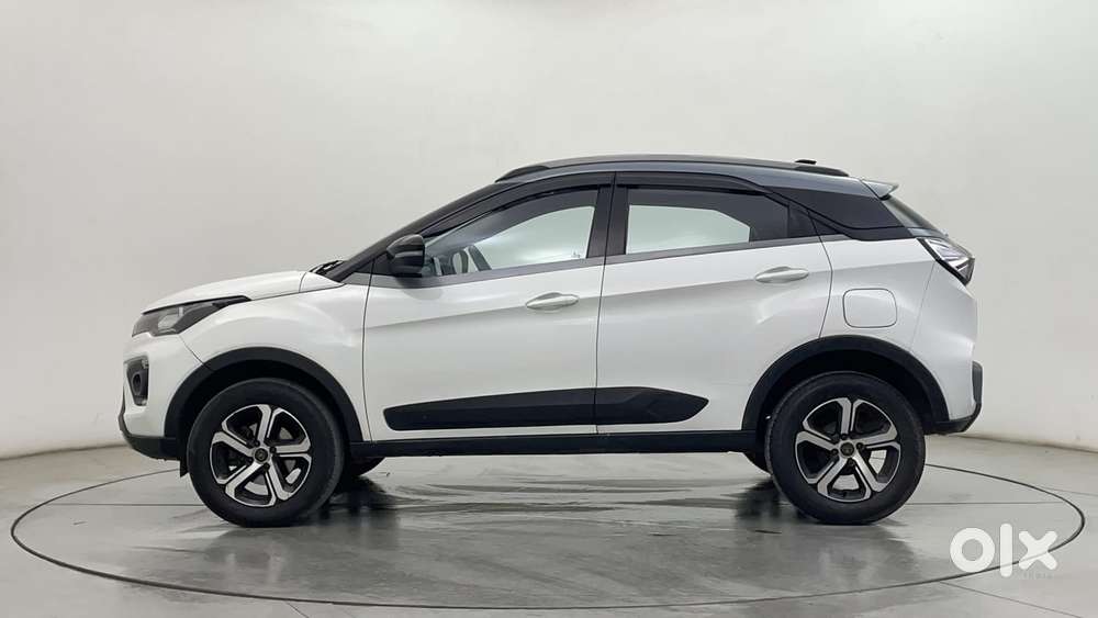 Tata Nexon Amt Xza Plus, 2022, Petrol