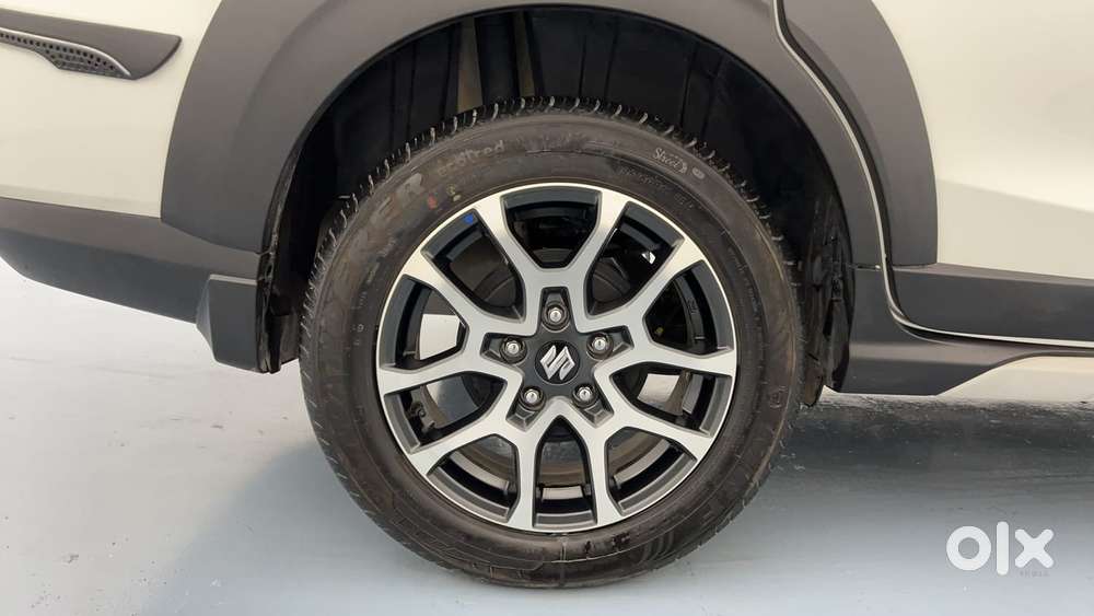 Maruti Suzuki Xl6 1.5 Zeta Mt, 2023, Petrol