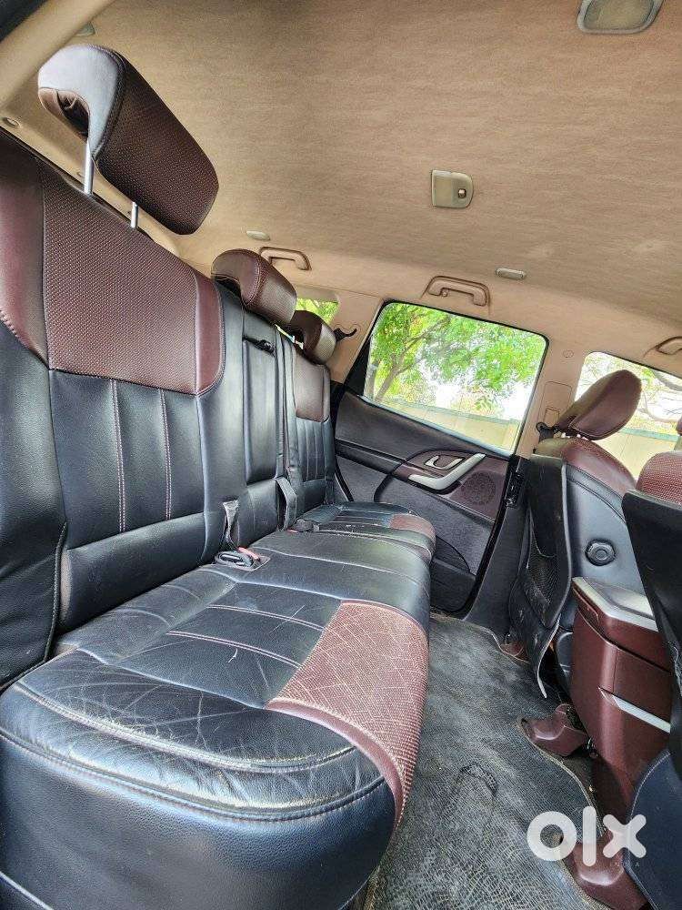 Mahindra Xuv500 W8, 2015, Diesel