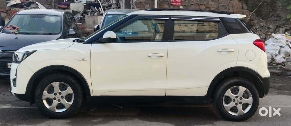 Mahindra Xuv300 W6, 2022, Petrol