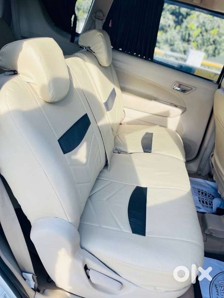 Maruti Suzuki Ertiga 1.4 Vxi Cng Anniversary Edition, 2016, Cng & Hy..