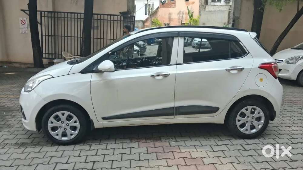 Hyundai Grand I10 Sportz 1.2 Kappa Vtvt, 2014, Petrol