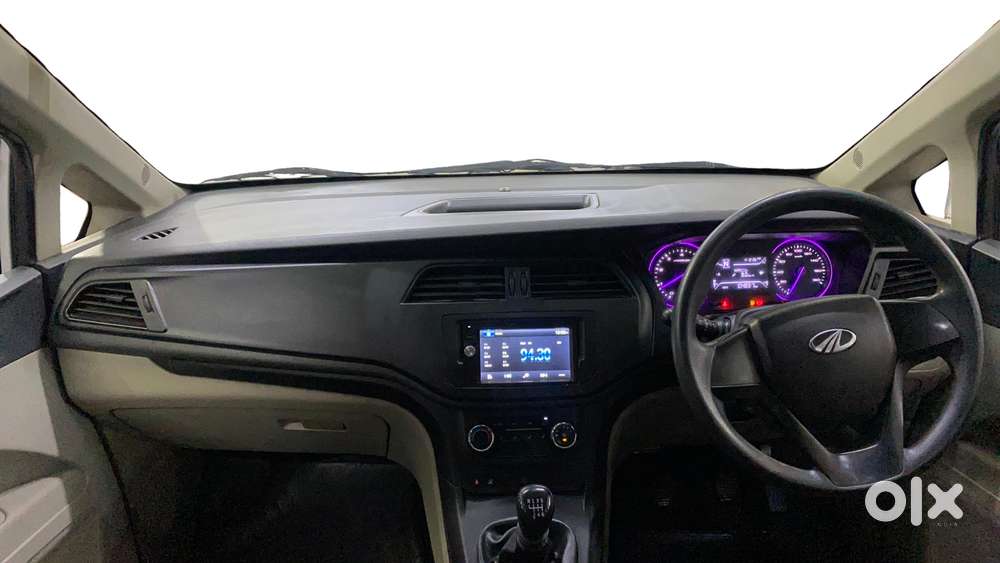 Mahindra Marazzo M2, 2018, Diesel