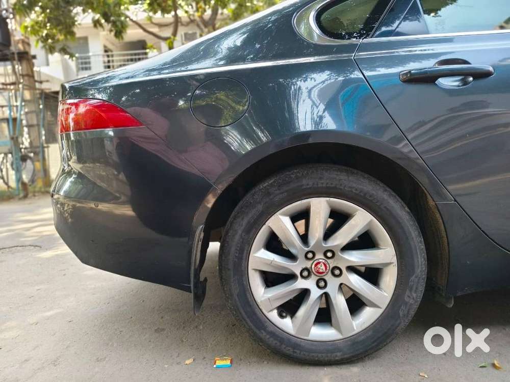 Jaguar Xf 2017 Diesel 75000 Km Driven