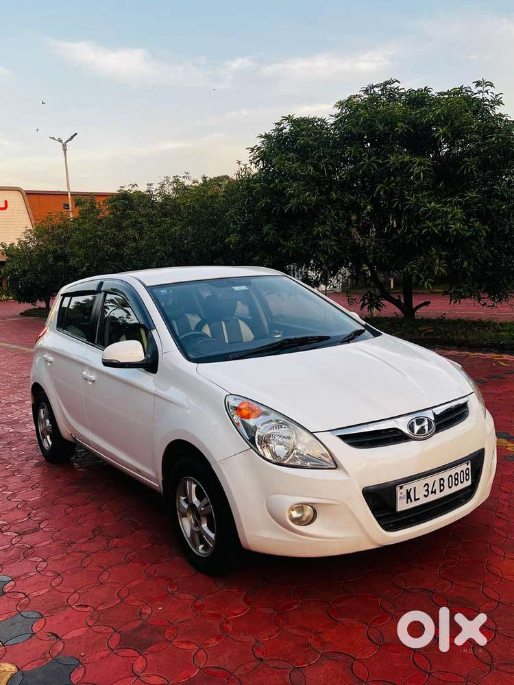 Hyundai I20 1.2 Asta Option With Sunroof, 2011, Diesel