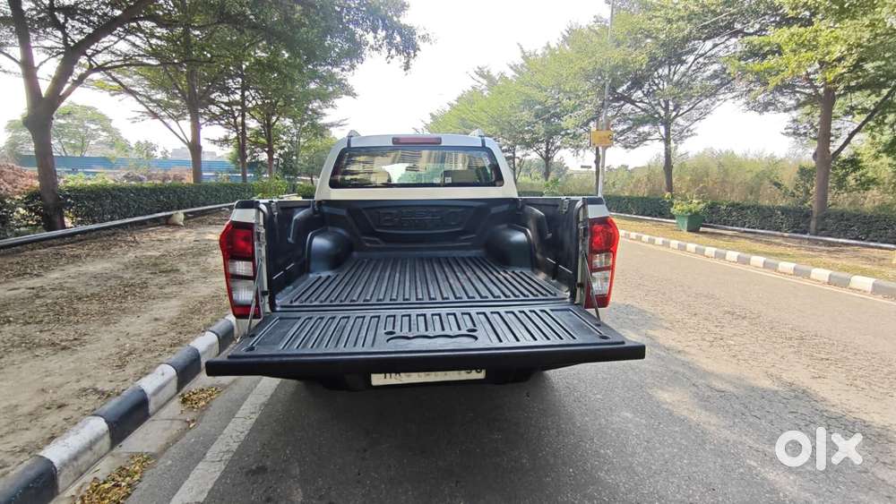 Isuzu D-max V-cross 4x4, 2017, Diesel