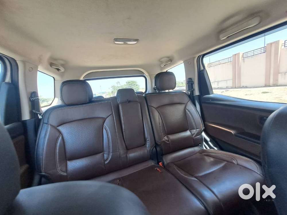 Mahindra Scorpio-n D Mt 1wd Z2(e) 7s For Sell