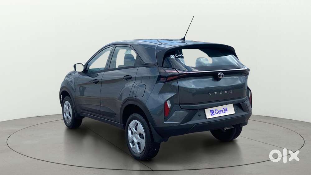 Tata Nexon Smart Plus S 1.2 Revotron Petrol 5 Mt, 2025, Petrol
