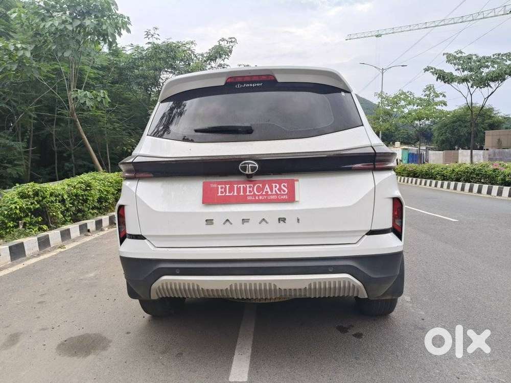 Tata Safari Pure Plus S, 2024, Diesel