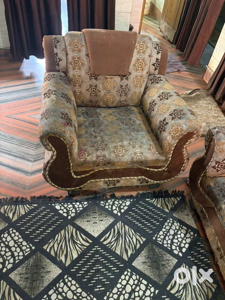 Sofa set of 3 pieces