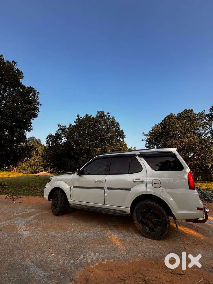 Tata Safari Storme 2017