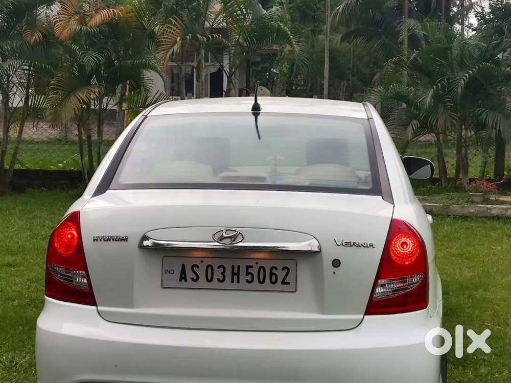 Hyundai Verna 2011 Petrol Well Maintained