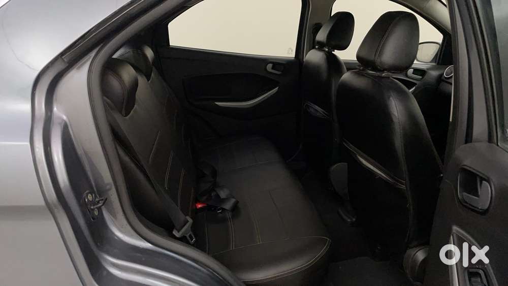 Ford Figo 1.2p Trend Mt, 2015, Petrol