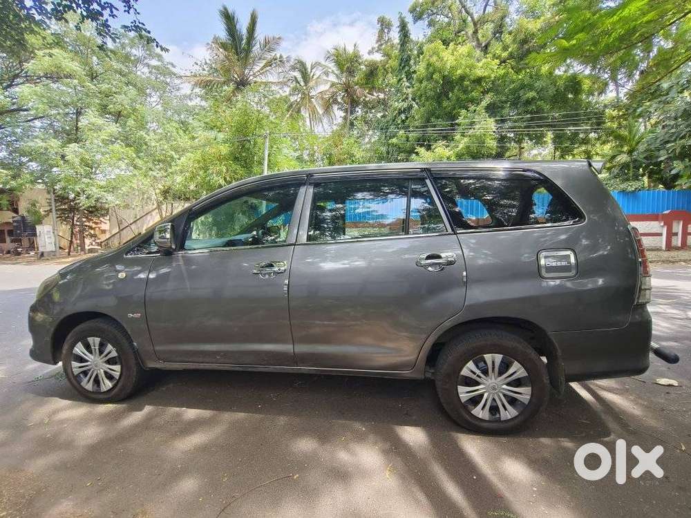Toyota Innova 2.5 Gx 8 Str Bsiv, 2009, Diesel