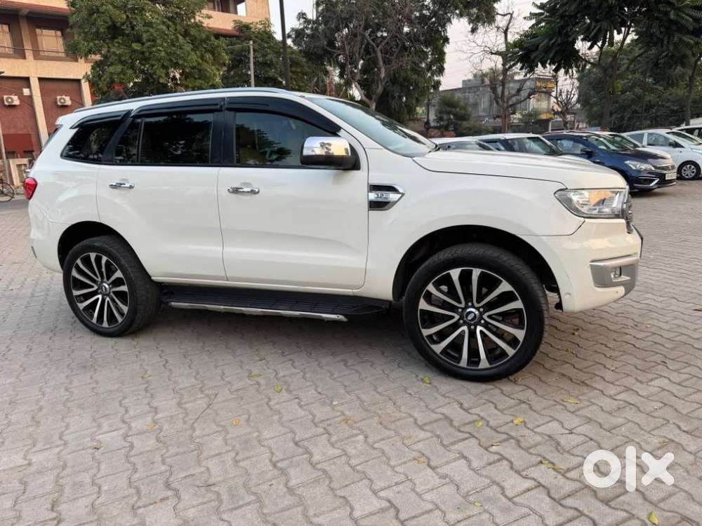 Ford Endeavour 3.2 Titanium At 4x4, 2018, Diesel