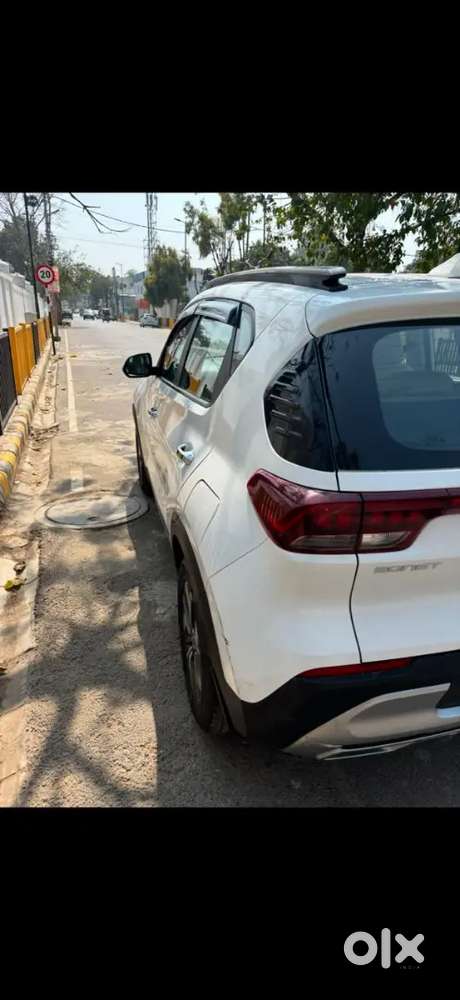 Kia Sonet Htk 2023 Petrol