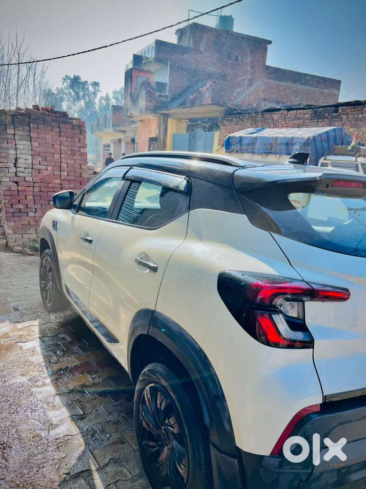 Renault Kiger 2025 Petrol 6500 Km Driven