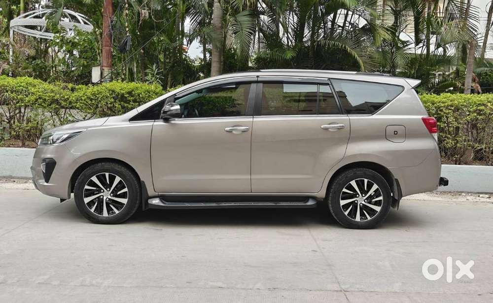 Toyota Innova Crysta 2.4 Z 7 Str, 2022, Diesel