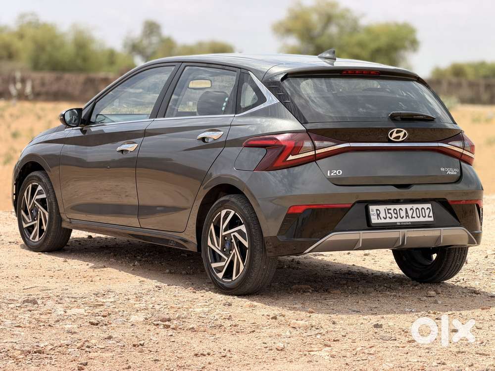 Hyundai I20 Asta (o) 1.2 Mt, 2023, Petrol