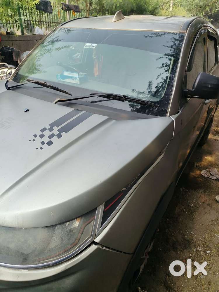 Mahindra Kuv100 Nxt Cng & Hybrids 70000 Km Driven