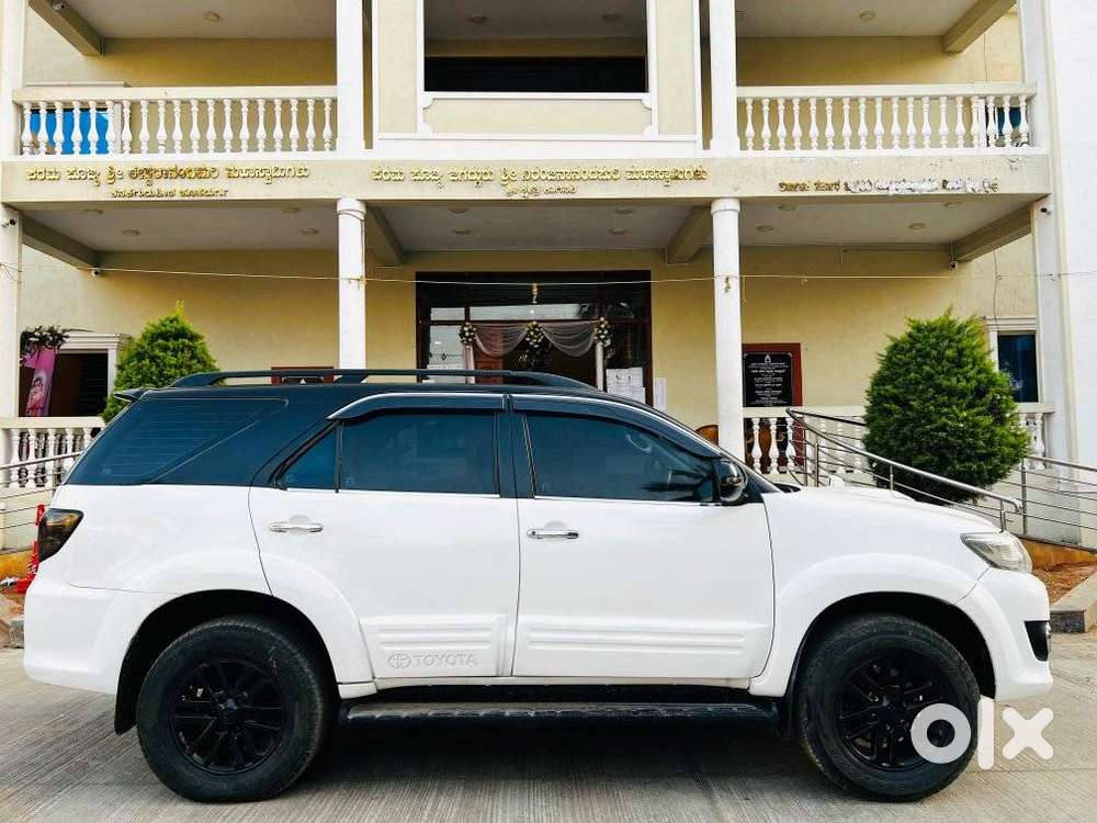 Toyota Fortuner 3.0 4x4 Manual, 2015, Diesel